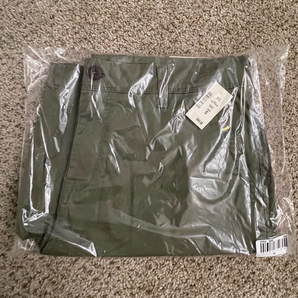 Classic Chino Shorts 9.5"